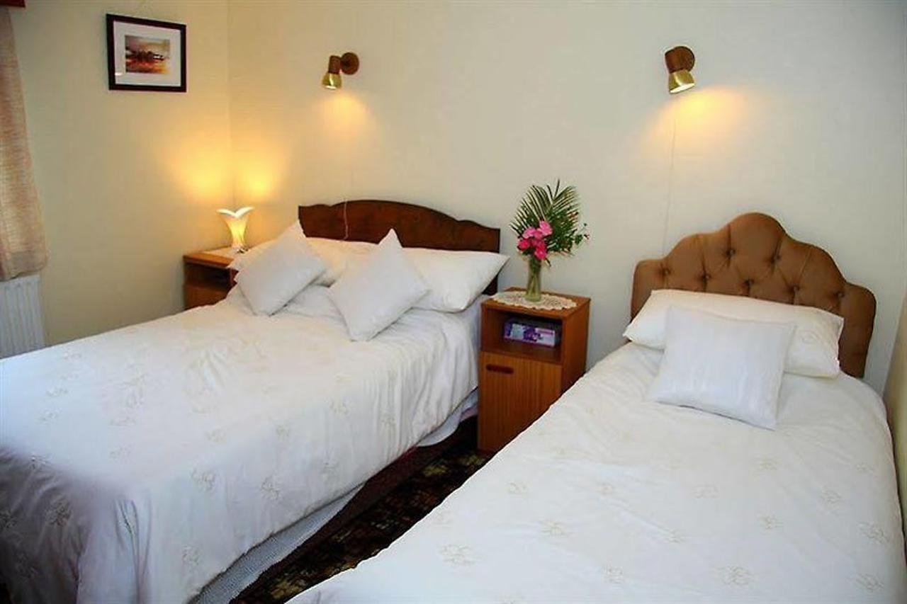 Corrib View Farm Hotel Lisheenanoran Exterior photo